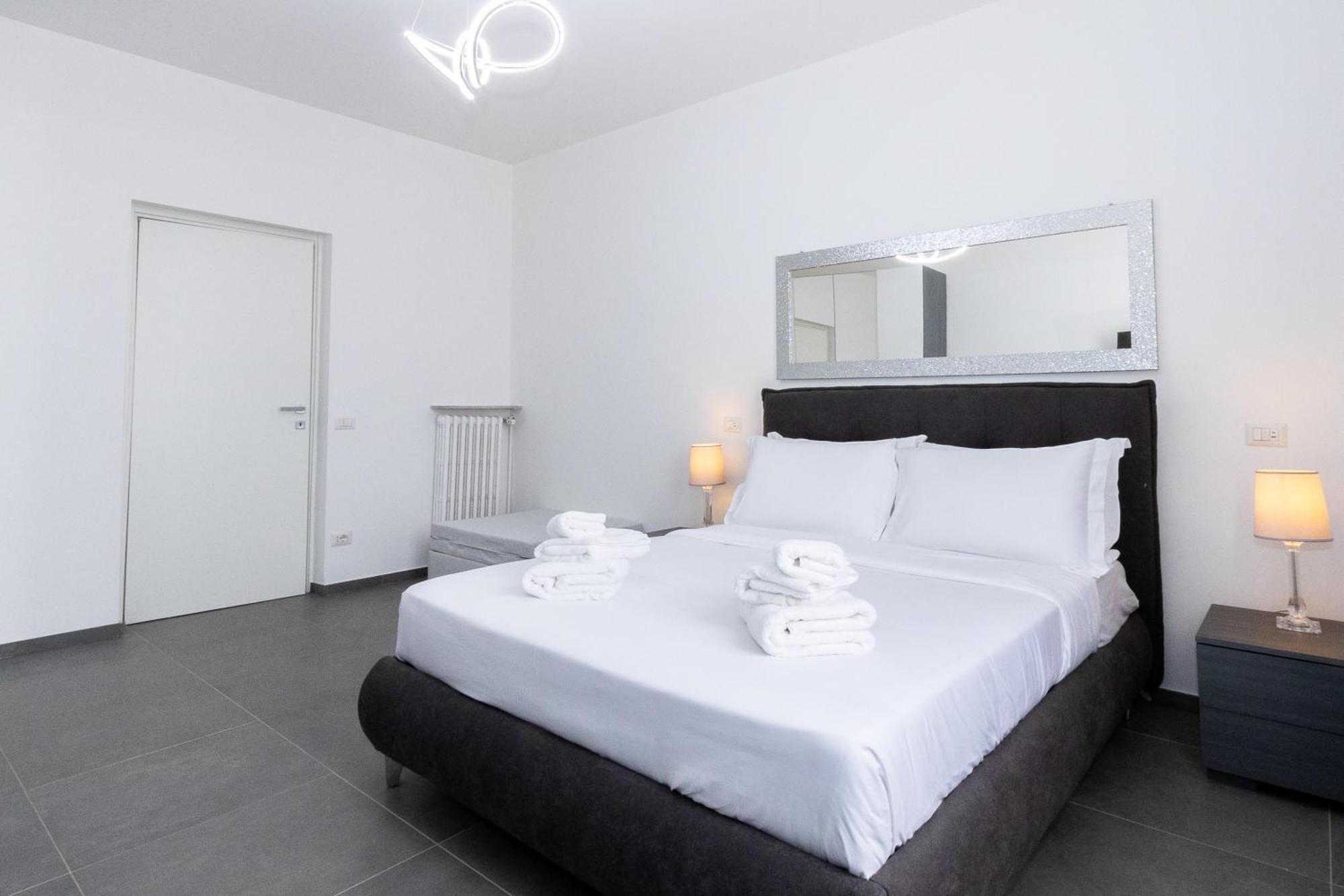 Travel House